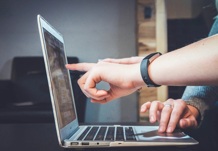 法人専用管理画面でeSIM一括管理